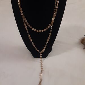 Elegant Gold Layered Necklace